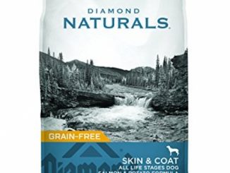 Diamond Naturals Skin & Coat Real Meat Recipe Natural Dry Dog Food with Wild Caught Salmon 30lb